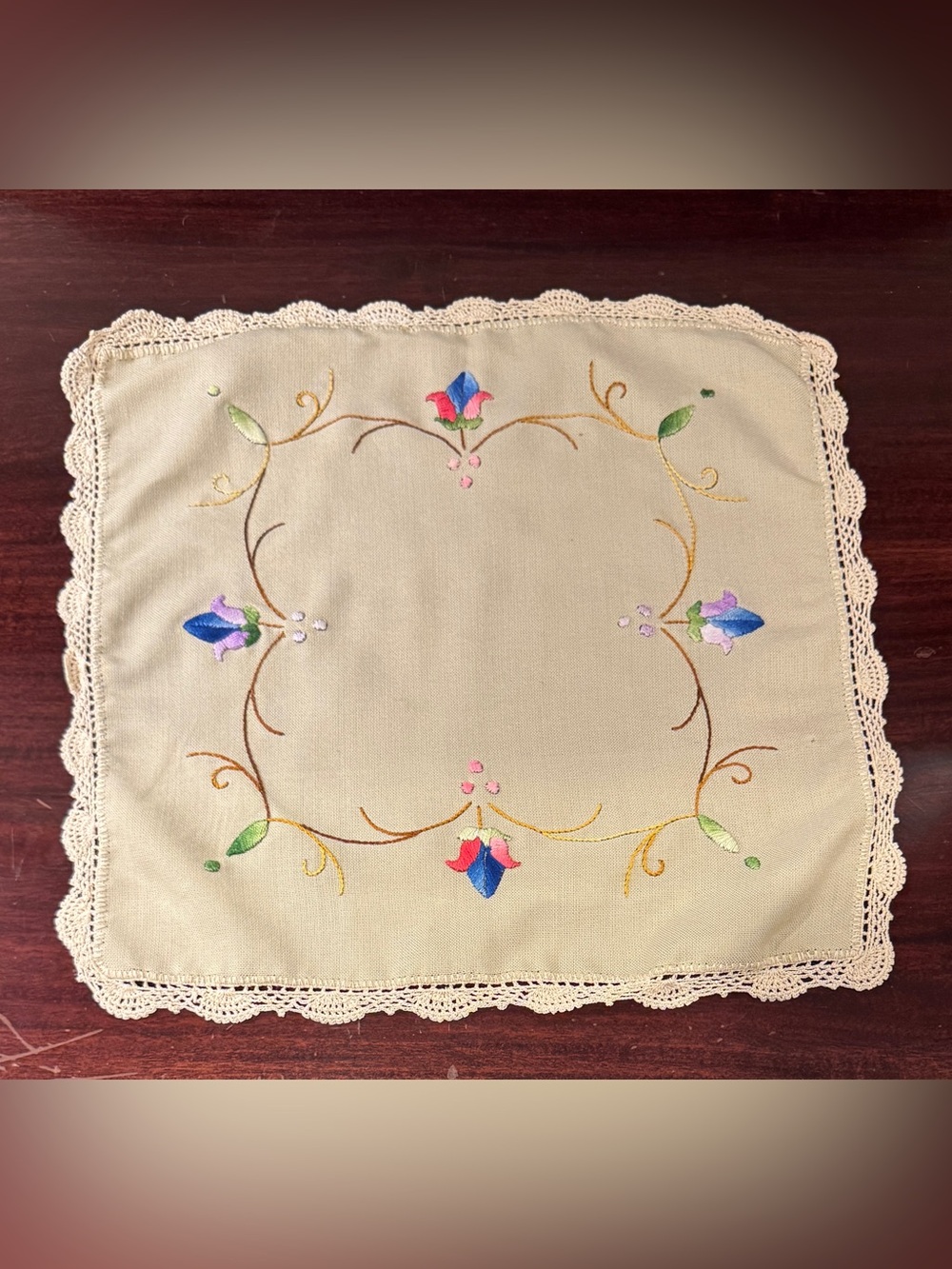 Lovely Hand Embroidered Vintage Square  Table Mat with Crocheted edges.